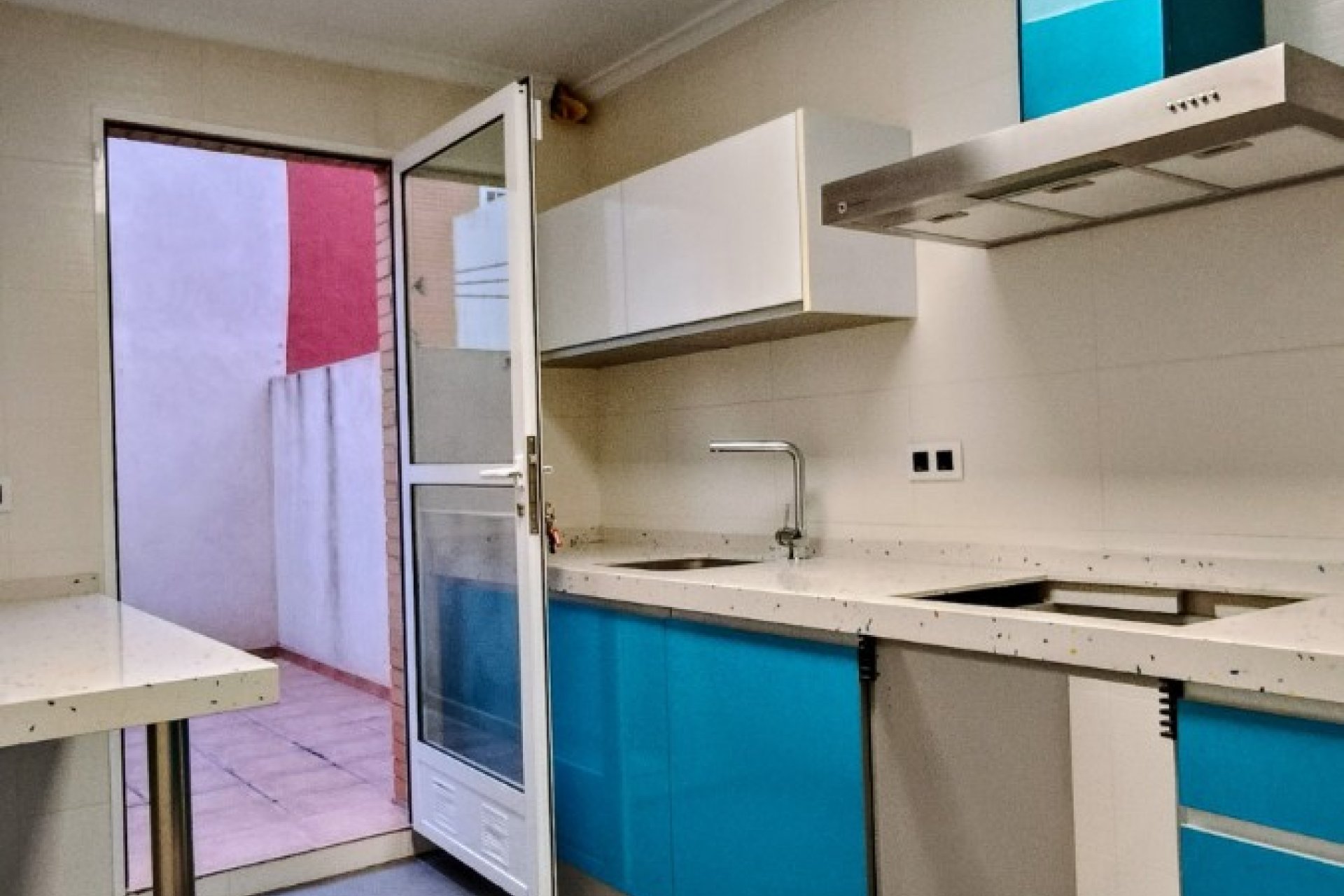 Resale - Townhouse / Duplex / Corner - La Romana