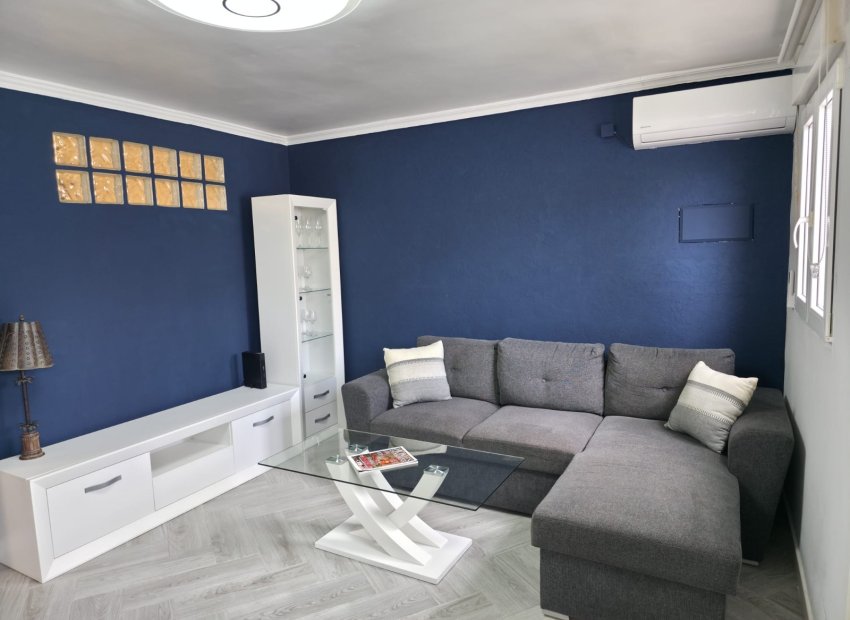 Resale - Townhouse / Duplex / Corner - La Torreta - Torrevieja