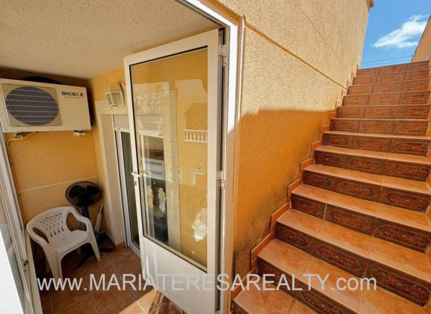 Resale - Townhouse / Duplex / Corner - Los Alcázares - Gated complex Playa I
