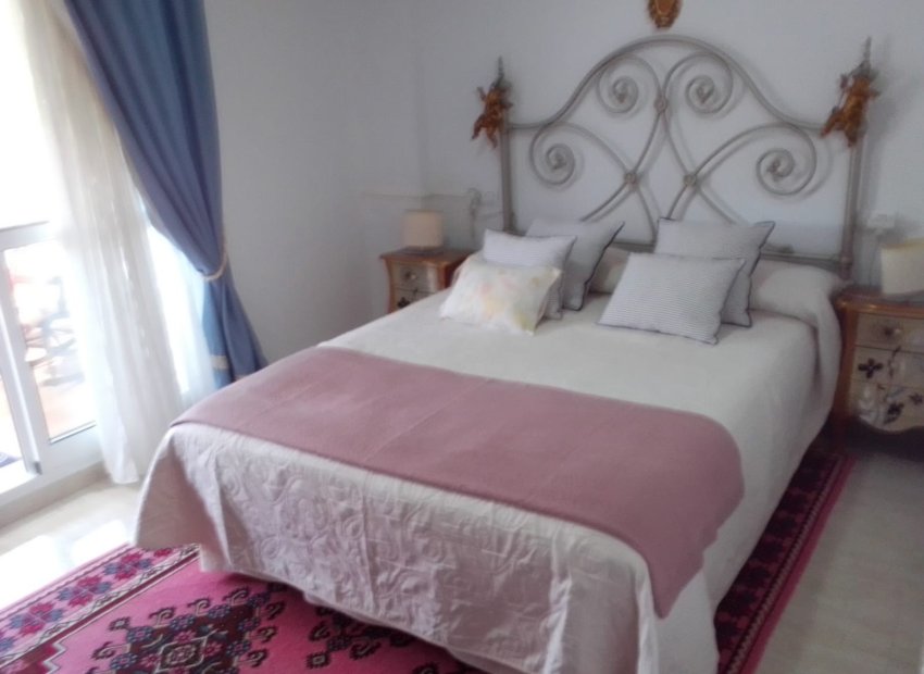 Resale - Townhouse / Duplex / Corner - Los Alcázares