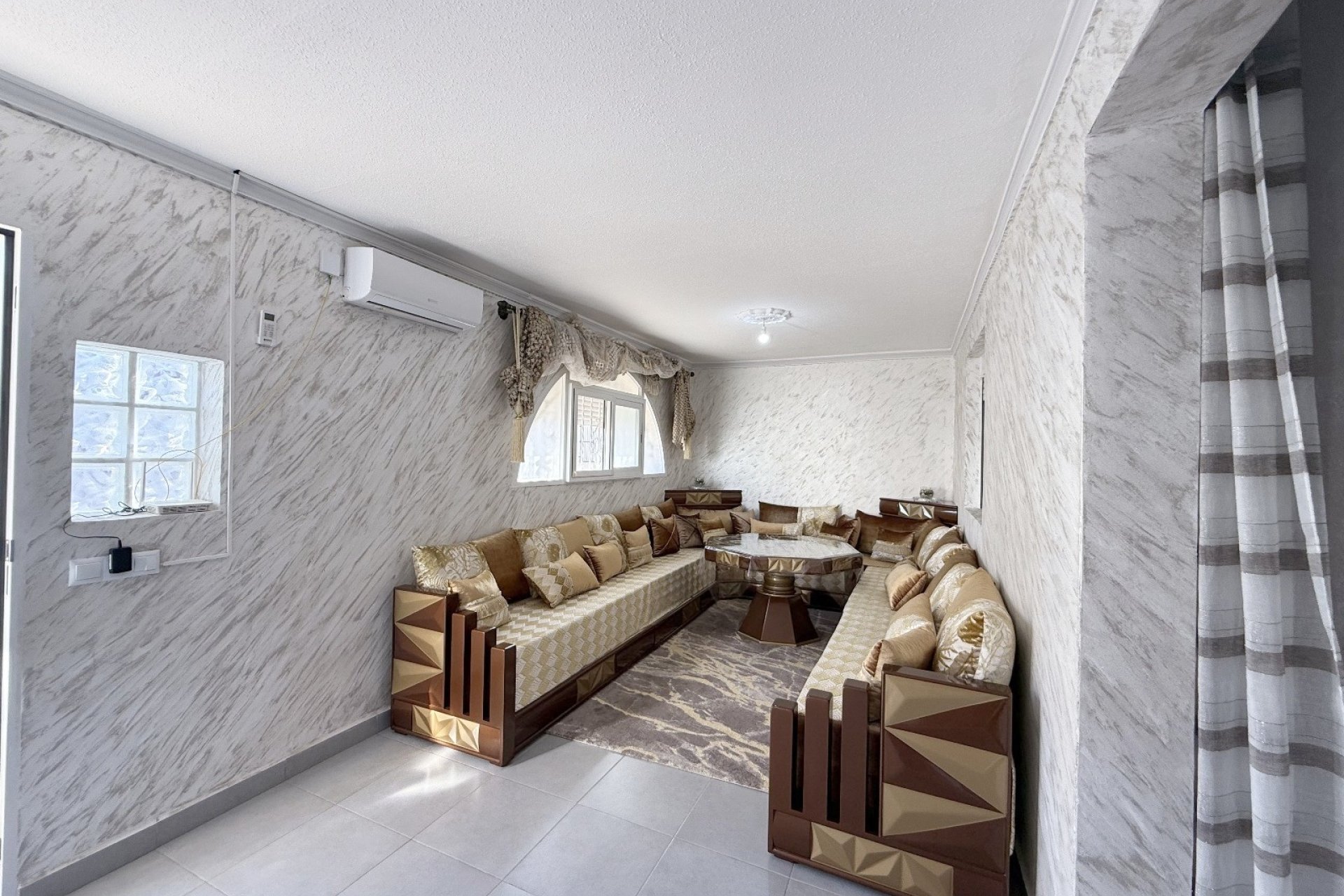 Resale - Townhouse / Duplex / Corner - Los Alcázares