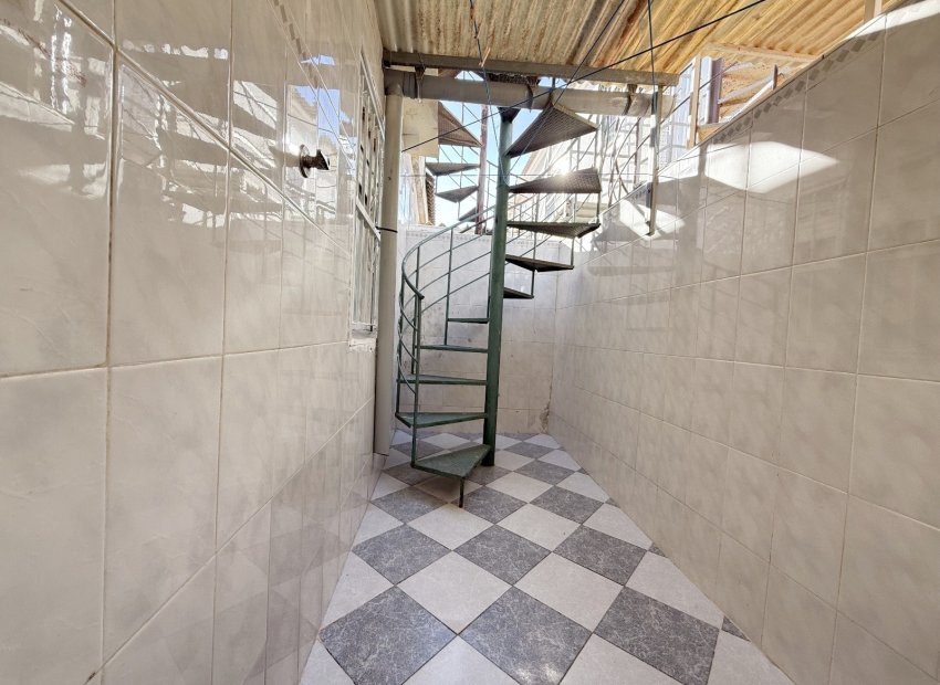 Resale - Townhouse / Duplex / Corner - Los Alcázares