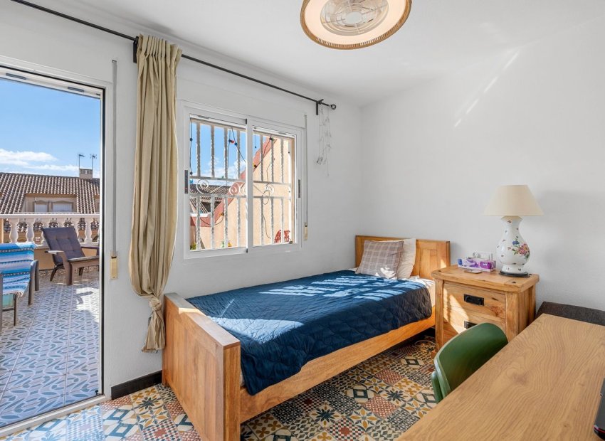 Resale - Townhouse / Duplex / Corner - Los Alcázares