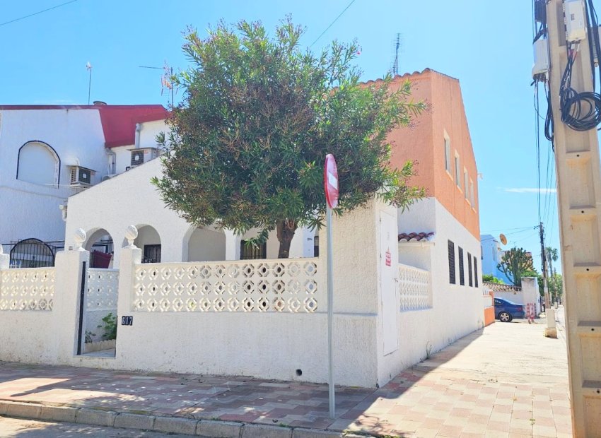 Resale - Townhouse / Duplex / Corner - Los Alcázares