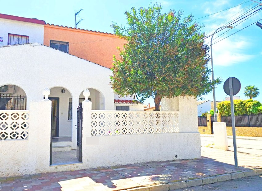 Resale - Townhouse / Duplex / Corner - Los Alcázares