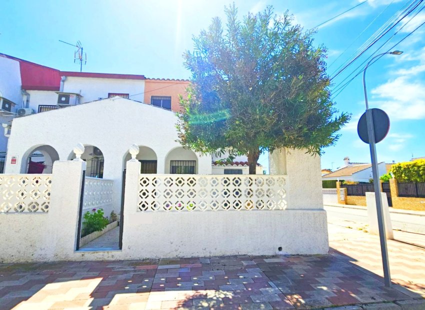Resale - Townhouse / Duplex / Corner - Los Alcázares