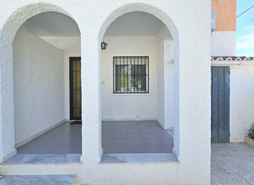 Resale - Townhouse / Duplex / Corner - Los Alcázares