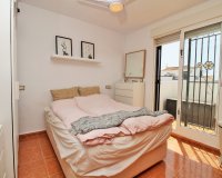 Resale - Townhouse / Duplex / Corner - Los Altos