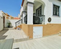 Resale - Townhouse / Duplex / Corner - Los Altos