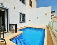 Resale - Townhouse / Duplex / Corner - Los Altos