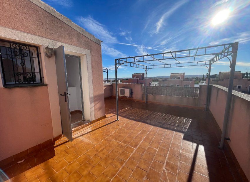 Resale - Townhouse / Duplex / Corner - Los Montesinos - La Herrada