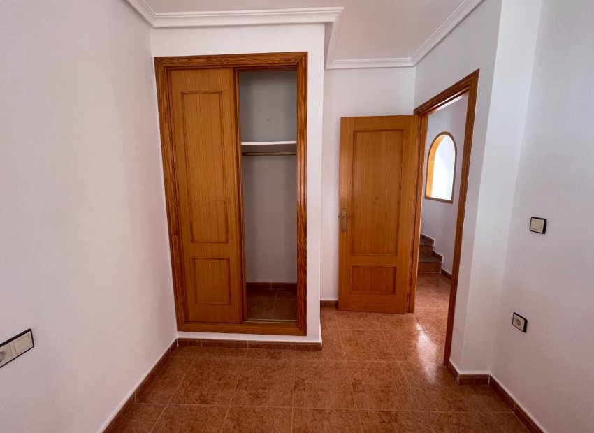 Resale - Townhouse / Duplex / Corner - Los Montesinos - La Herrada