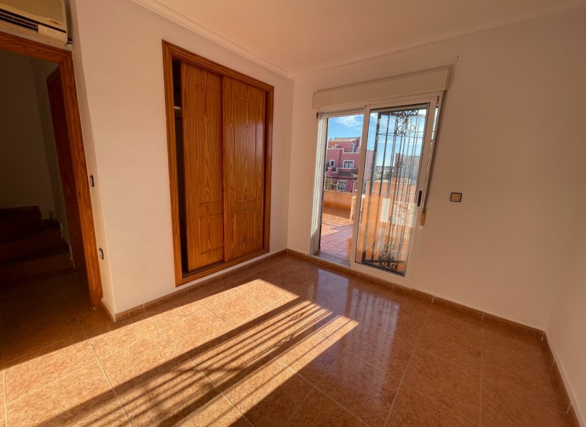 Resale - Townhouse / Duplex / Corner - Los Montesinos - La Herrada