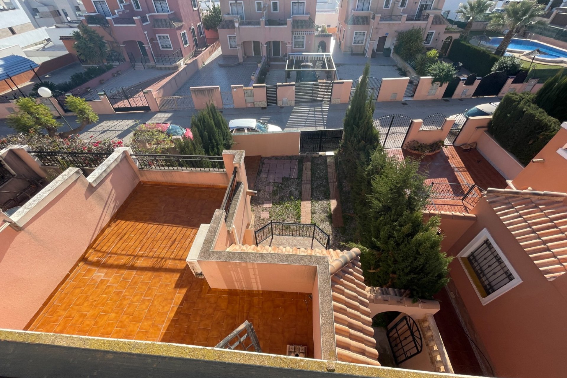 Resale - Townhouse / Duplex / Corner - Los Montesinos - La Herrada