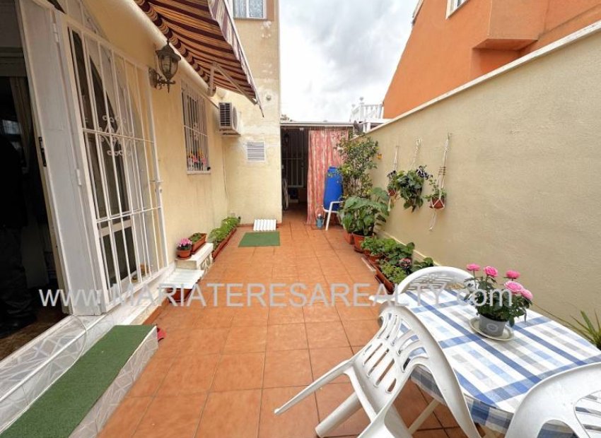 Resale - Townhouse / Duplex / Corner - Los Narejos - Urb. Oasis