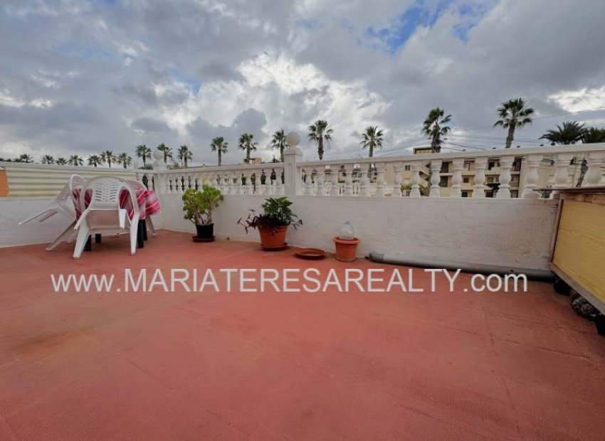 Resale - Townhouse / Duplex / Corner - Los Narejos - Urb. Oasis