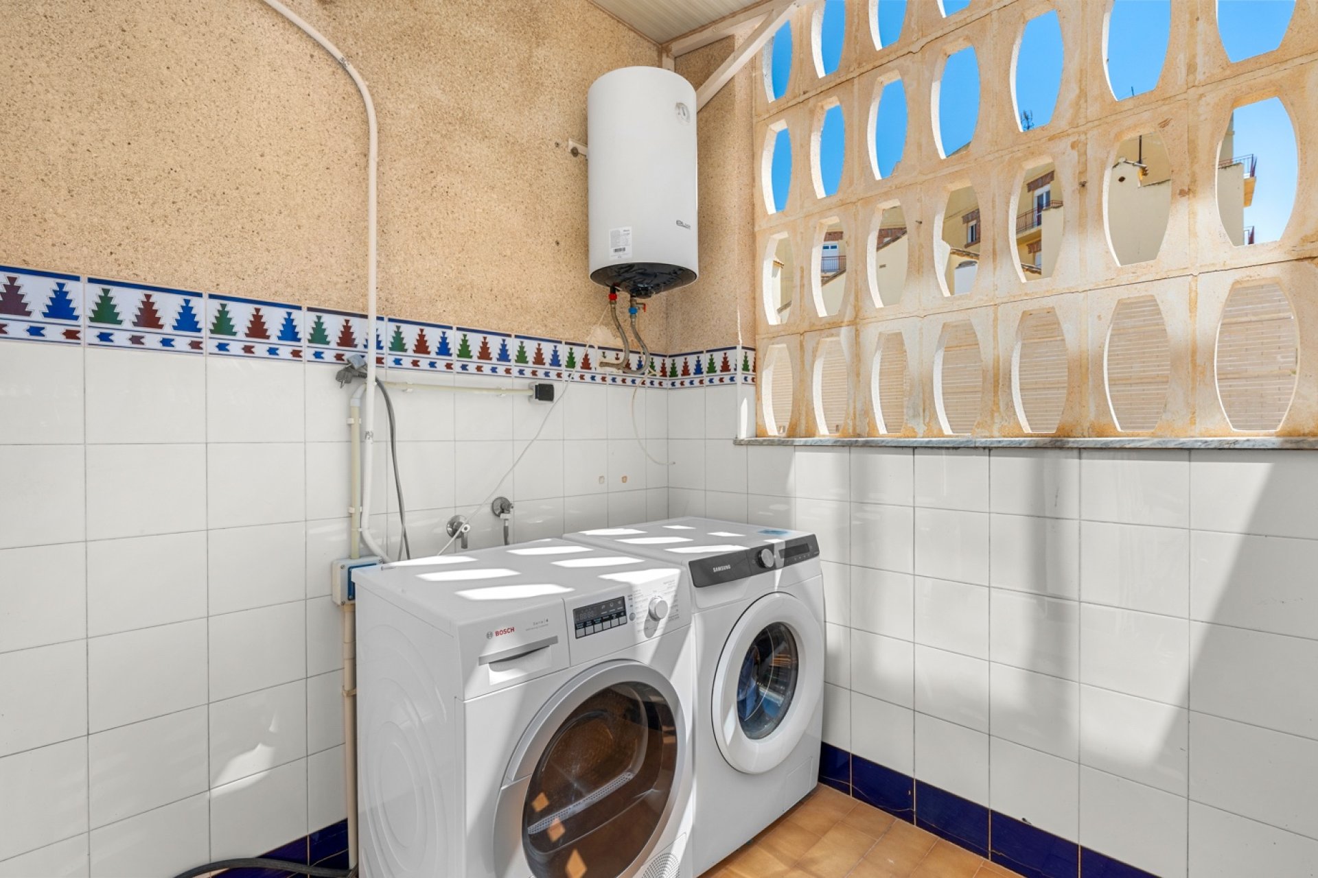 Resale - Townhouse / Duplex / Corner - Los Urrutias - Estrella de Mar