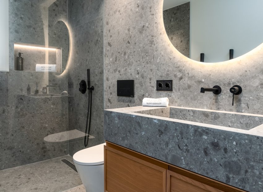 Resale - Townhouse / Duplex / Corner - Marbella - Golden Mile