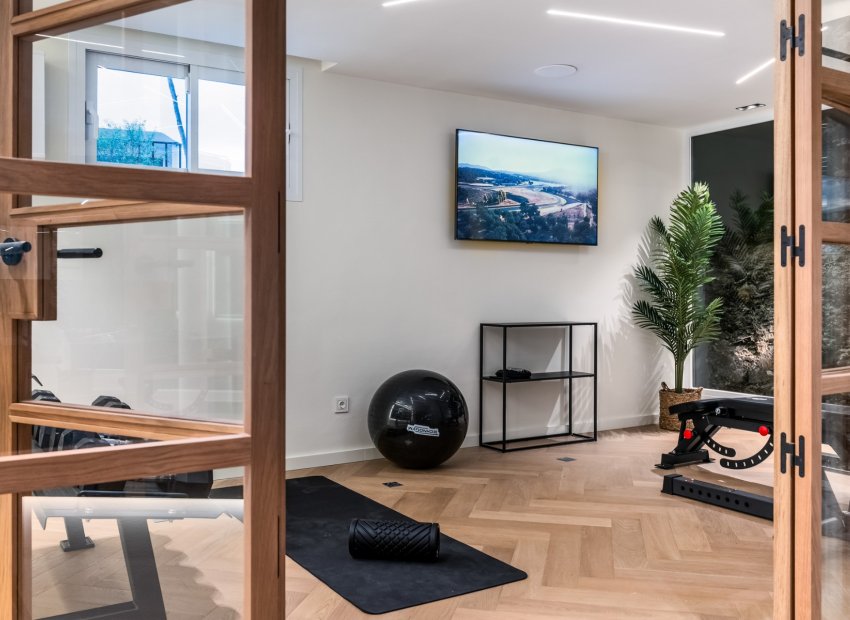 Resale - Townhouse / Duplex / Corner - Marbella - Golden Mile