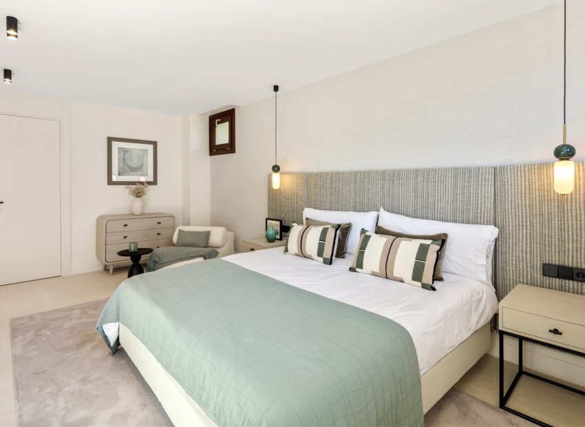 Resale - Townhouse / Duplex / Corner - Marbella - Golden Mile