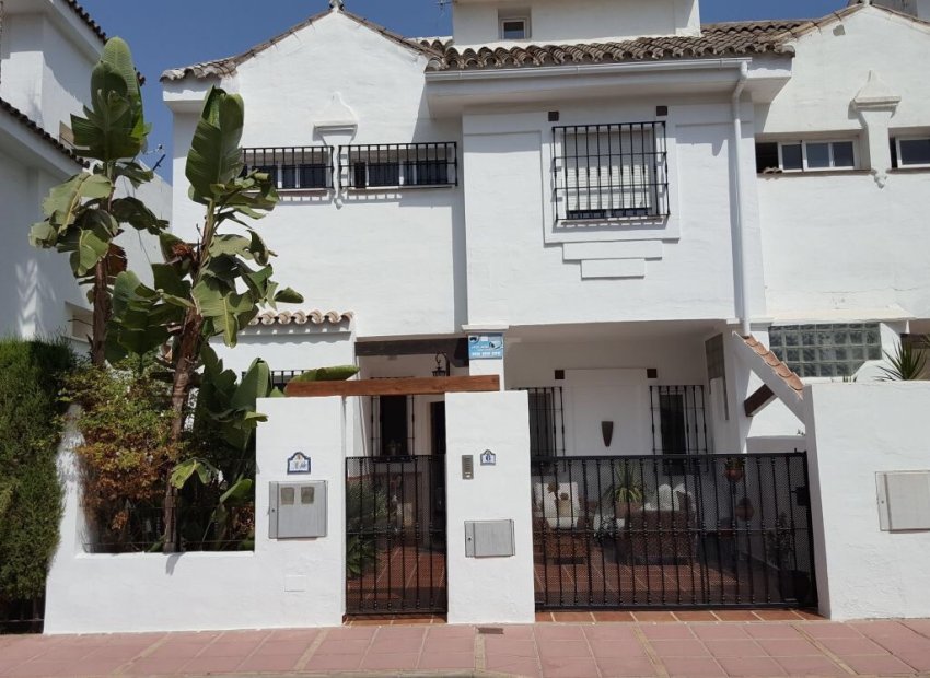 Resale - Townhouse / Duplex / Corner - Marbella - Los Naranjos de Marbella
