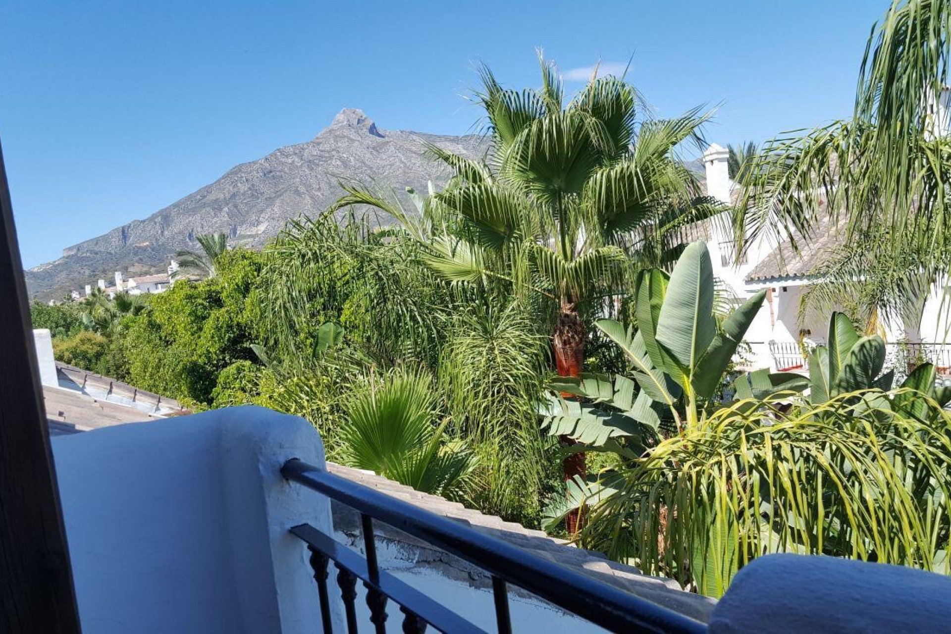 Resale - Townhouse / Duplex / Corner - Marbella - Los Naranjos de Marbella