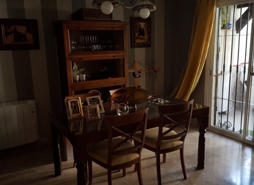 Resale - Townhouse / Duplex / Corner - Marbella - Los Naranjos de Marbella