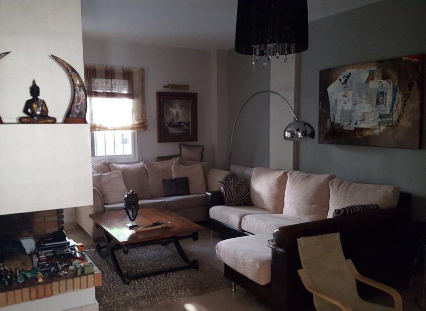 Resale - Townhouse / Duplex / Corner - Marbella - Los Naranjos de Marbella