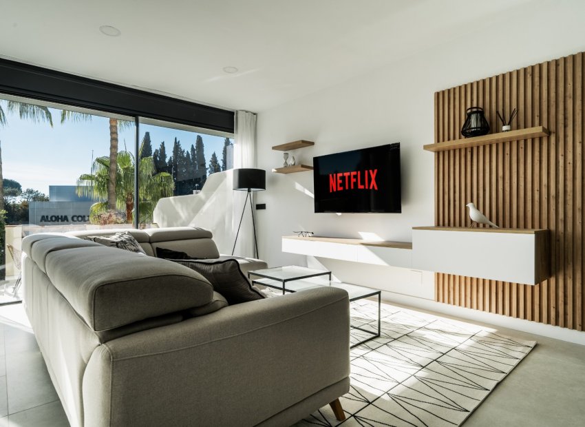 Resale - Townhouse / Duplex / Corner - Marbella - Nueva Andalucía