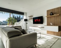 Resale - Townhouse / Duplex / Corner - Marbella - Nueva Andalucía