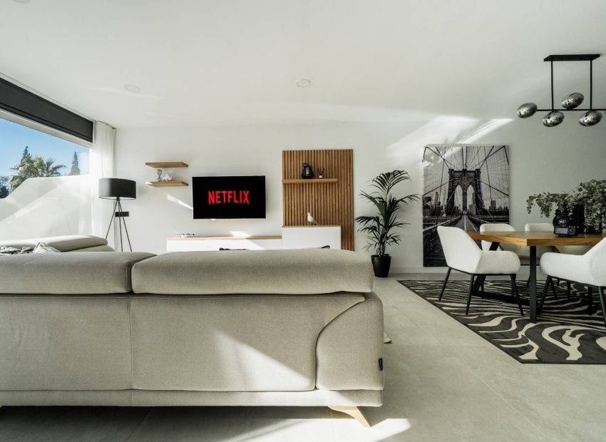 Resale - Townhouse / Duplex / Corner - Marbella - Nueva Andalucía