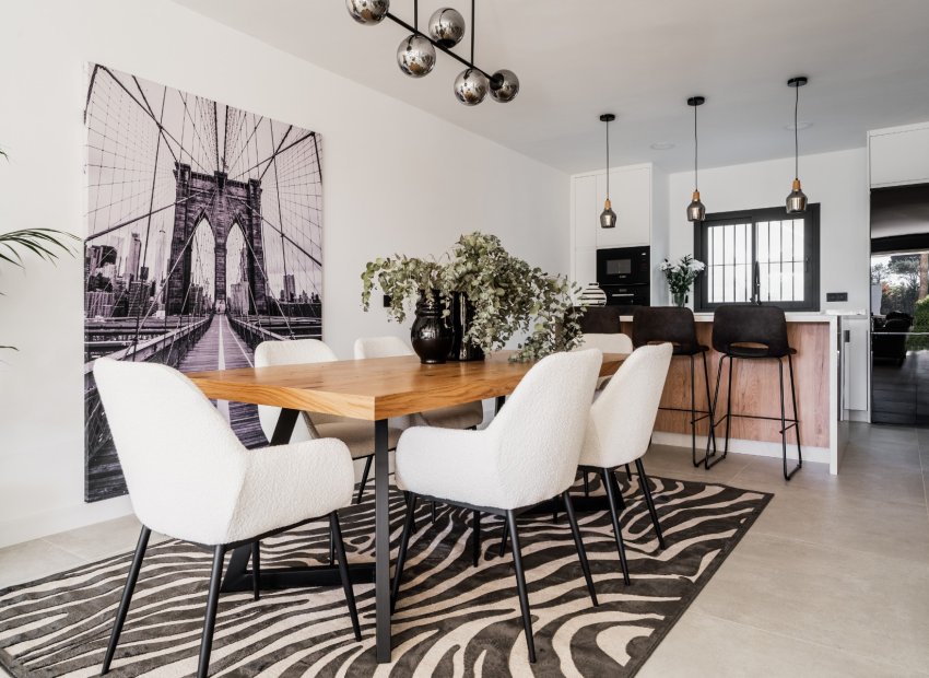 Resale - Townhouse / Duplex / Corner - Marbella - Nueva Andalucía