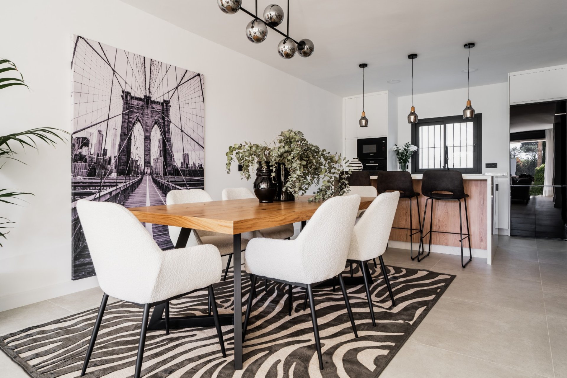 Resale - Townhouse / Duplex / Corner - Marbella - Nueva Andalucía