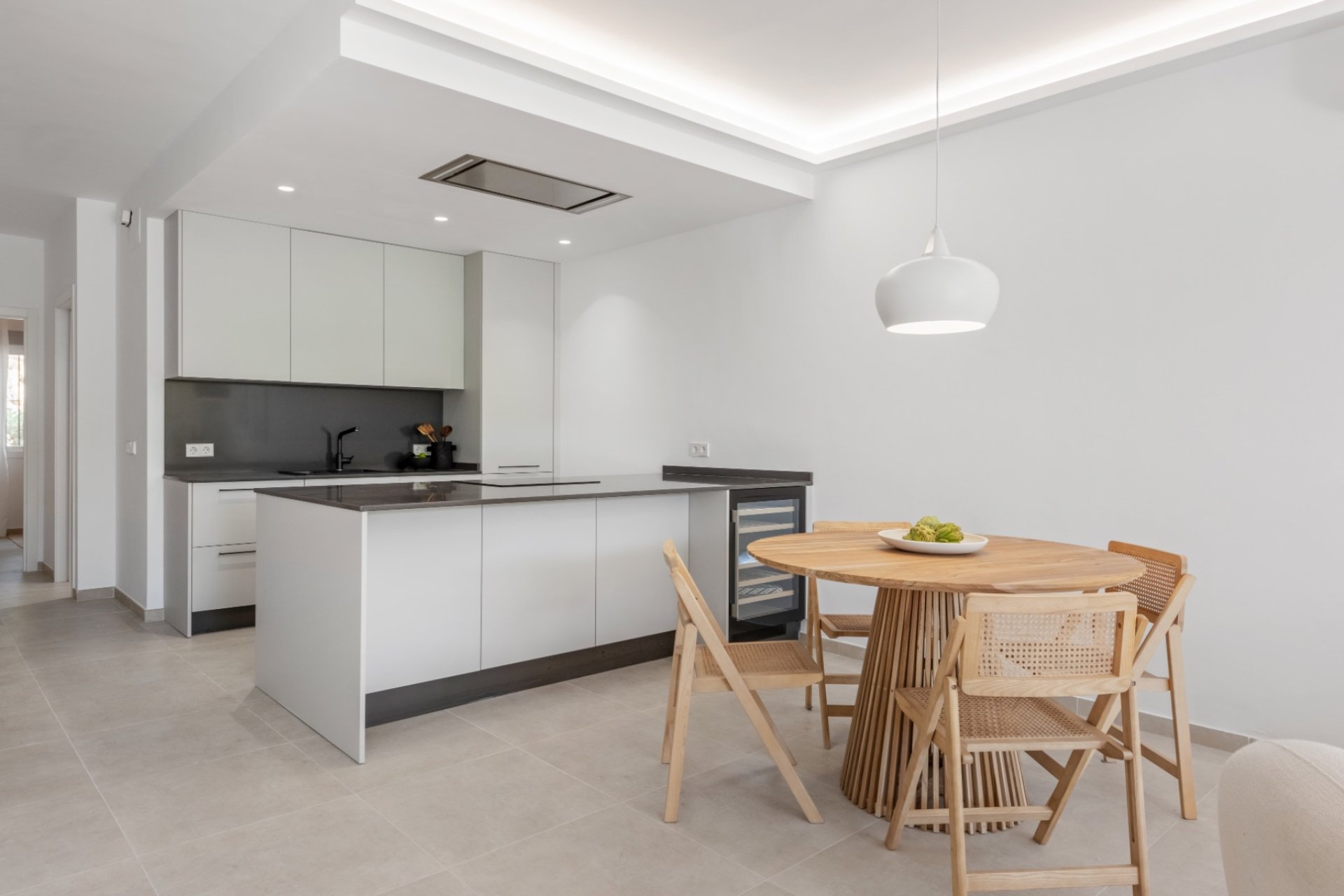 Resale - Townhouse / Duplex / Corner - Marbella - Nueva Andalucía