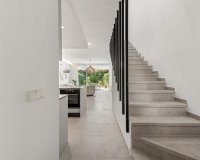 Resale - Townhouse / Duplex / Corner - Marbella - Nueva Andalucía