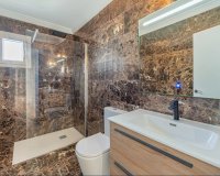 Resale - Townhouse / Duplex / Corner - Marbella - Puerto Banús