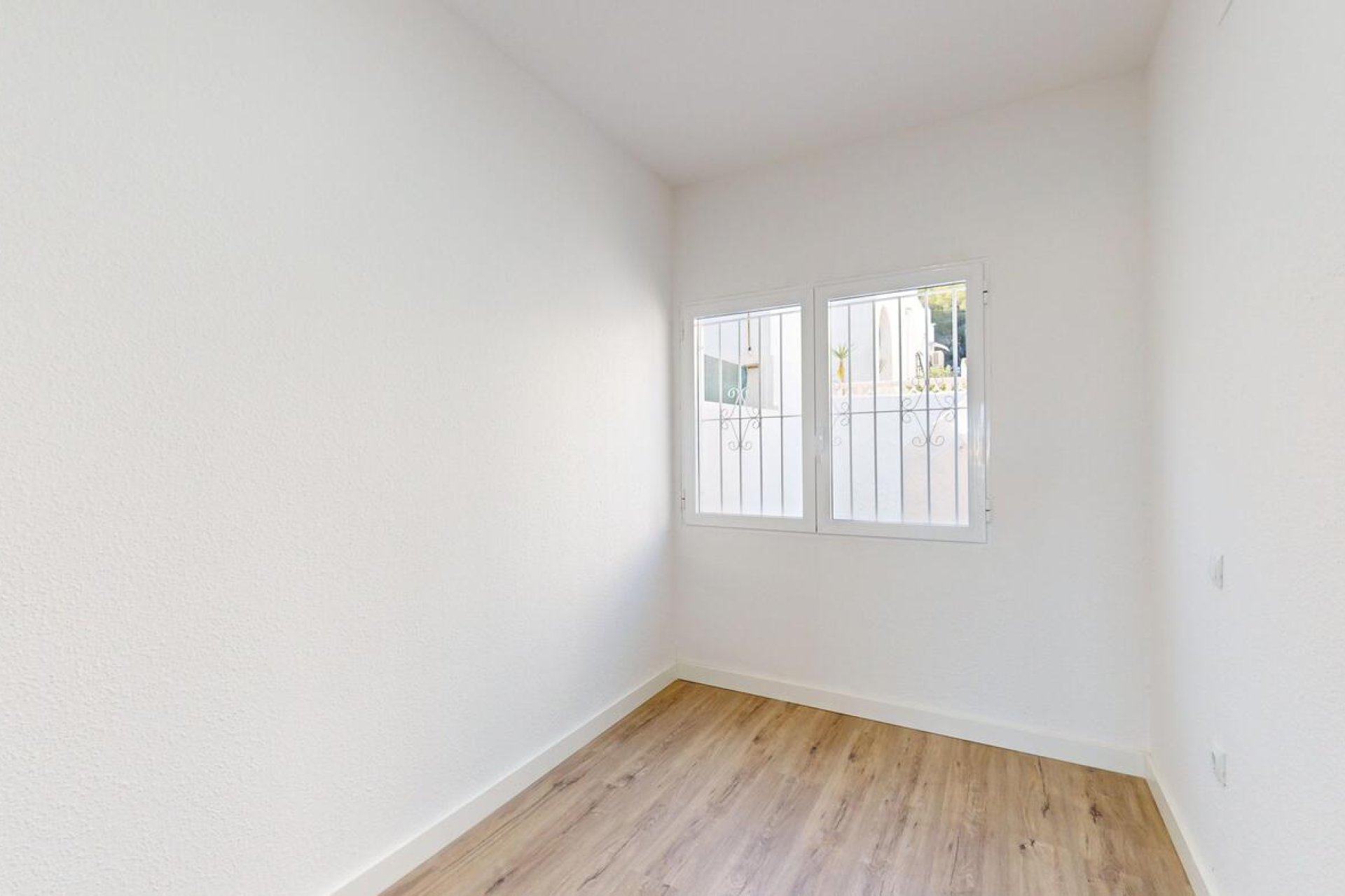 Resale - Townhouse / Duplex / Corner - Orihuela Costa - Blue Lagoon