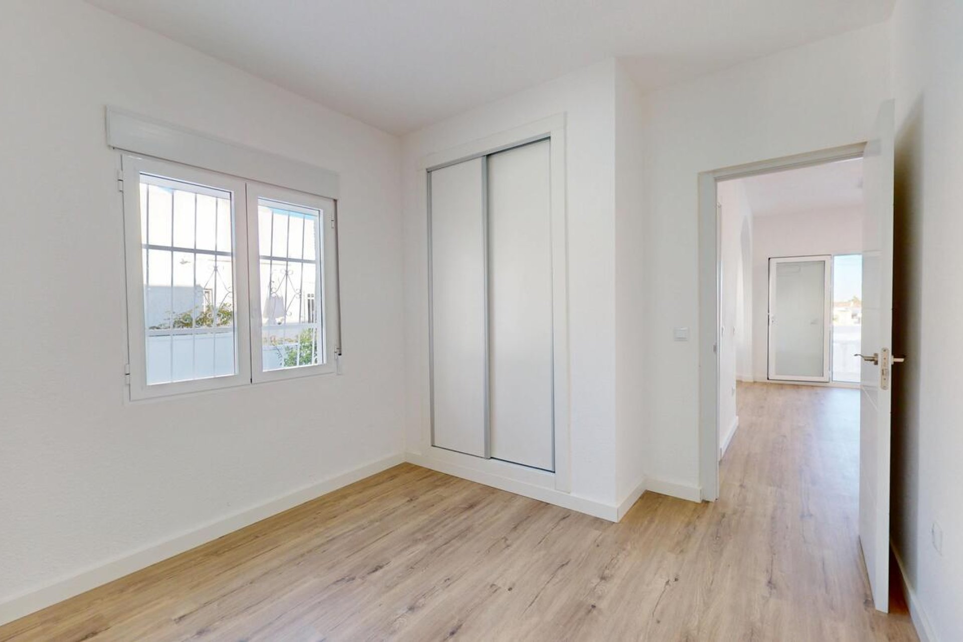 Resale - Townhouse / Duplex / Corner - Orihuela Costa - Blue Lagoon