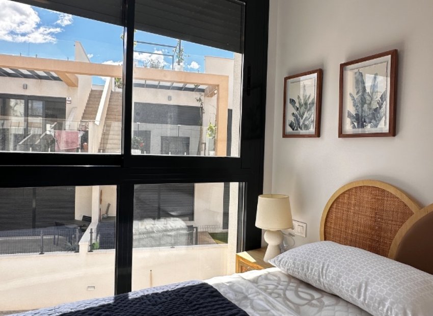 Resale - Townhouse / Duplex / Corner - Orihuela Costa - Costa Blanca