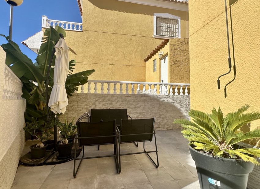 Resale - Townhouse / Duplex / Corner - Orihuela Costa - La Florida