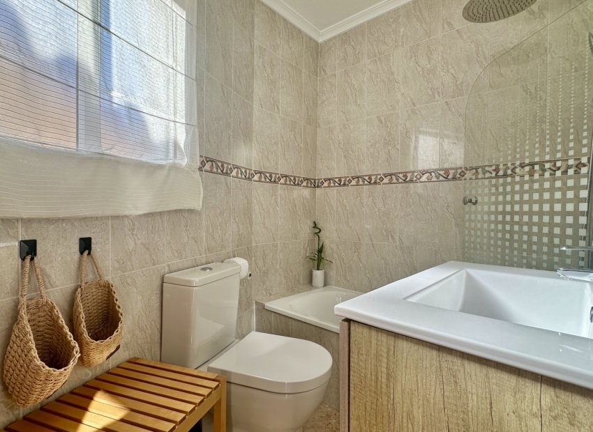 Resale - Townhouse / Duplex / Corner - Orihuela Costa - La Florida