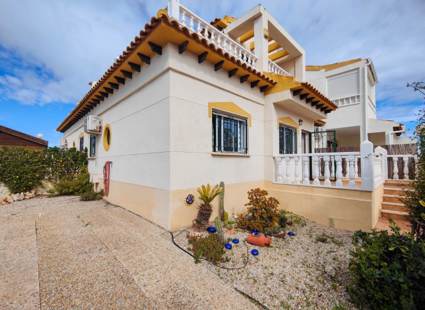 Resale - Townhouse / Duplex / Corner - Orihuela Costa - La Florida