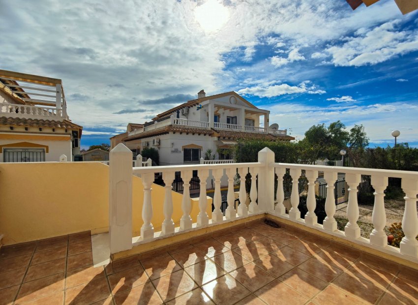 Resale - Townhouse / Duplex / Corner - Orihuela Costa - La Florida