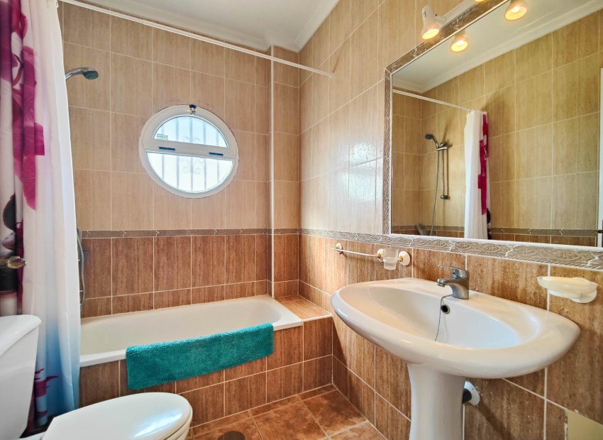 Resale - Townhouse / Duplex / Corner - Orihuela Costa - La Florida