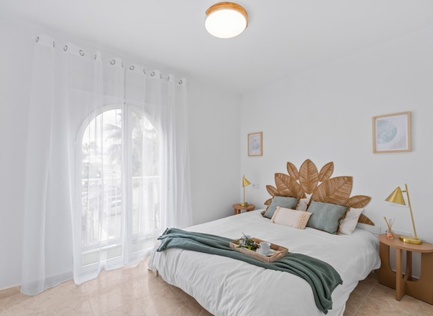 Resale - Townhouse / Duplex / Corner - Orihuela Costa - La Florida