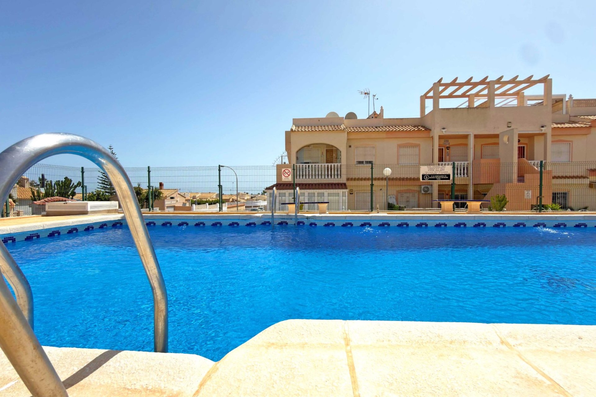 Resale - Townhouse / Duplex / Corner - Orihuela Costa - La Florida
