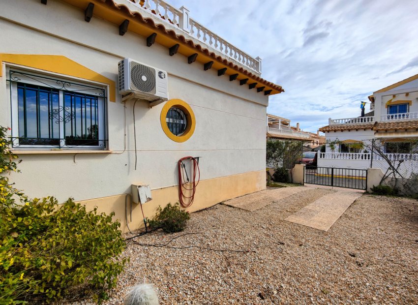 Resale - Townhouse / Duplex / Corner - Orihuela Costa - La Florida