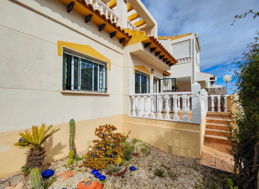 Resale - Townhouse / Duplex / Corner - Orihuela Costa - La Florida