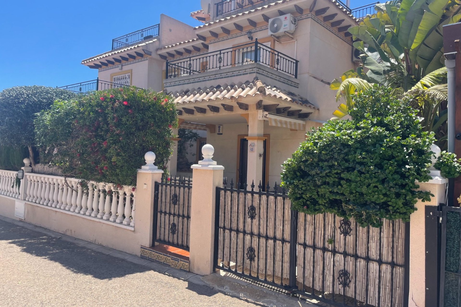 Resale - Townhouse / Duplex / Corner - Orihuela Costa - La Regia