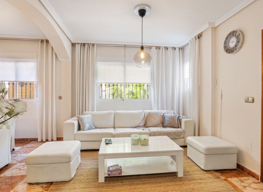 Resale - Townhouse / Duplex / Corner - Orihuela Costa - La Regia